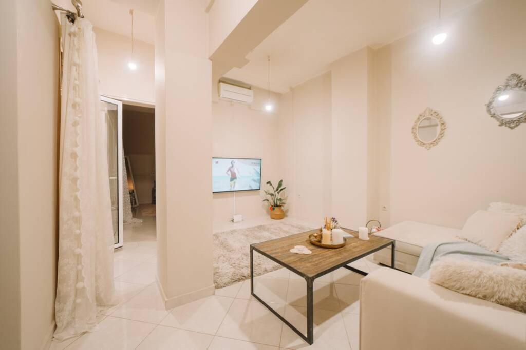 Apartament Debbies House Kalamata Zewnętrze zdjęcie
