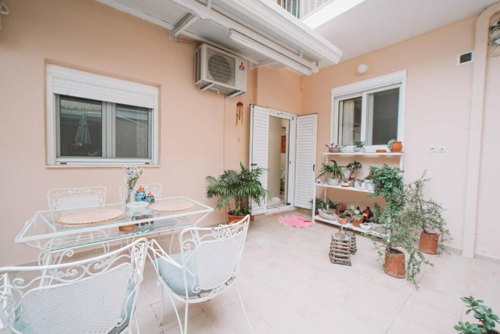 Apartament Debbies House Kalamata Zewnętrze zdjęcie